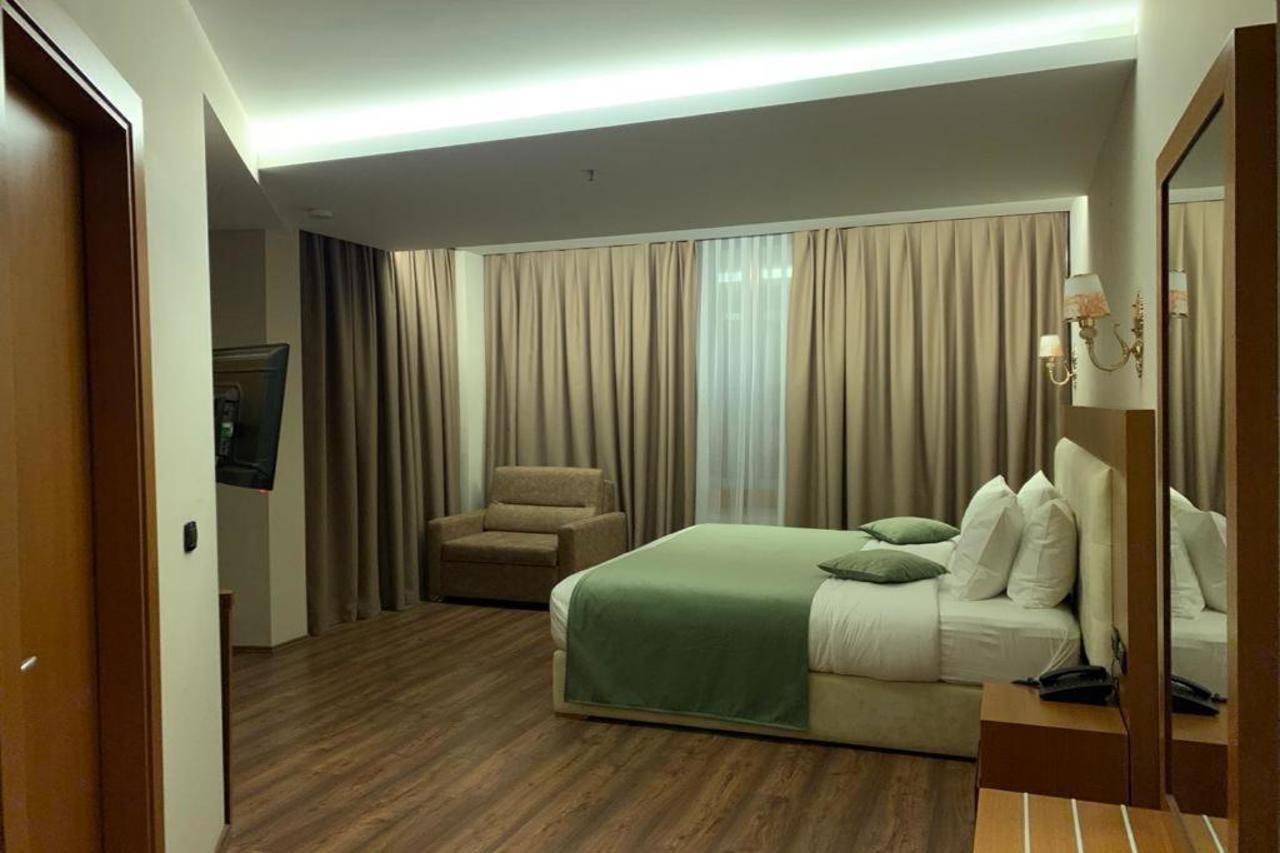 Albanopolis Hotel Tirana Exteriér fotografie