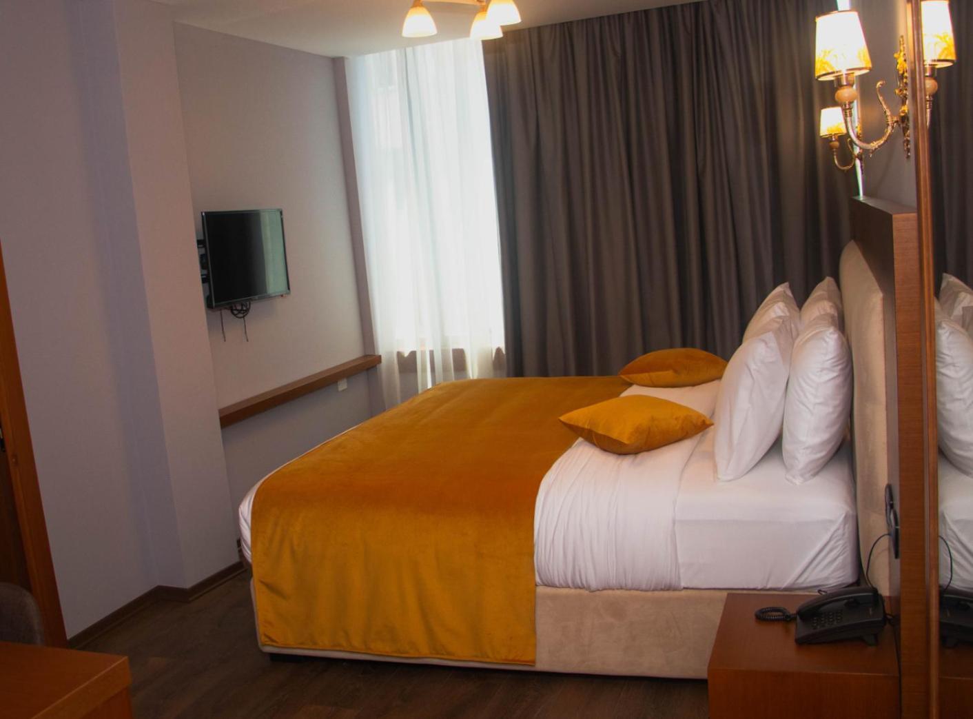 Albanopolis Hotel Tirana Exteriér fotografie
