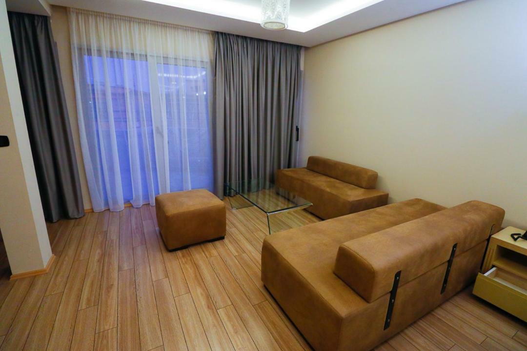 Albanopolis Hotel Tirana Exteriér fotografie
